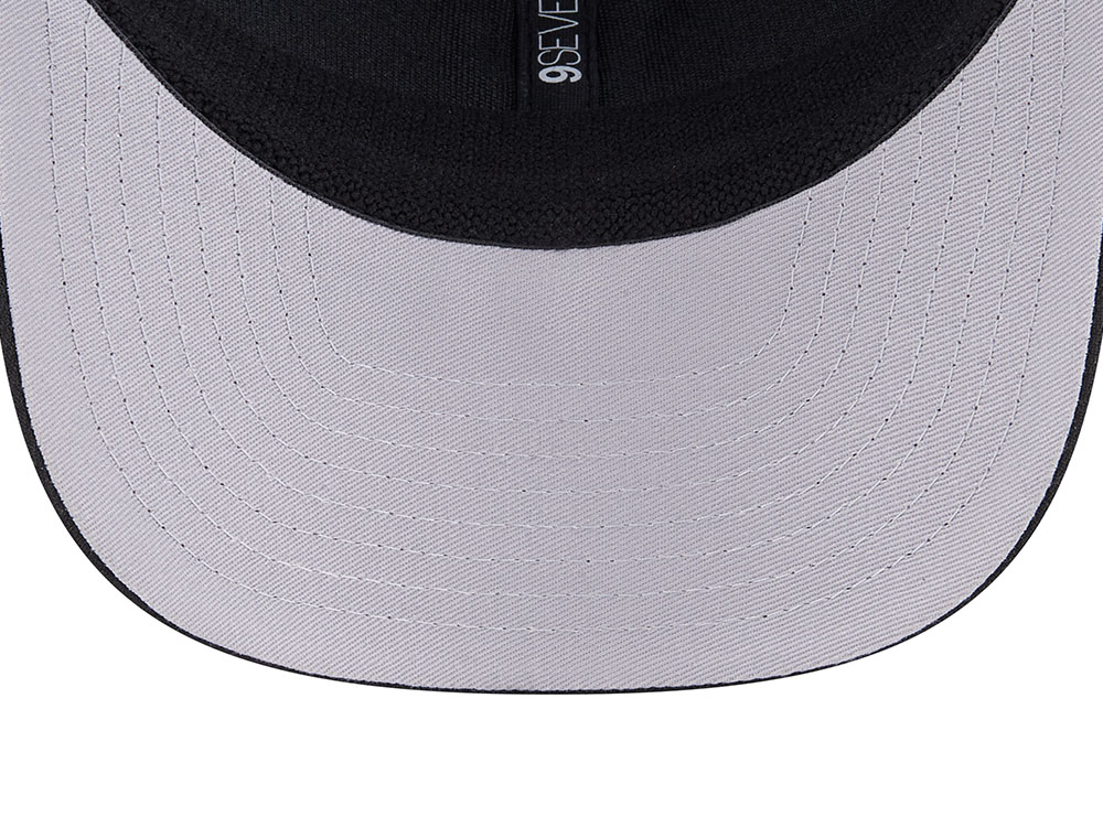 New Era Pittsburgh Pirates Black Edition 9Seventy Trucker Snapback Cap