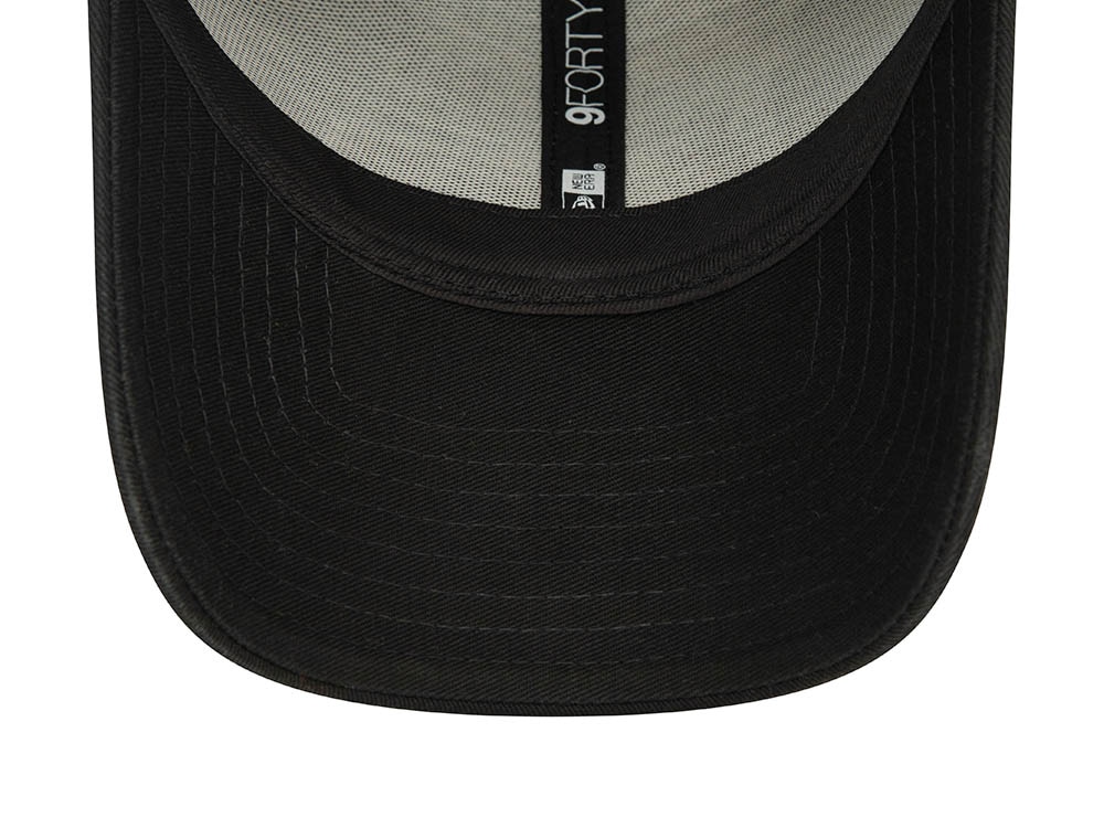 New Era Logo Black 9Forty Strapback Cap