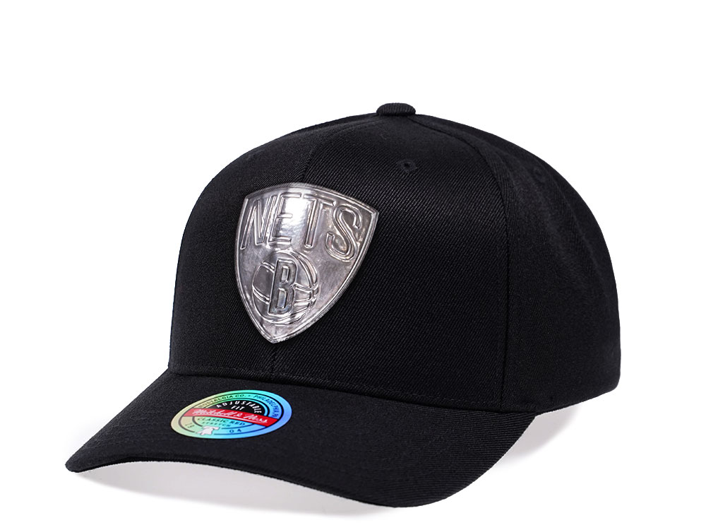 Mitchell & Ness Brooklyn Nets Liquid Chrome Red Line Flex Snapback Cap