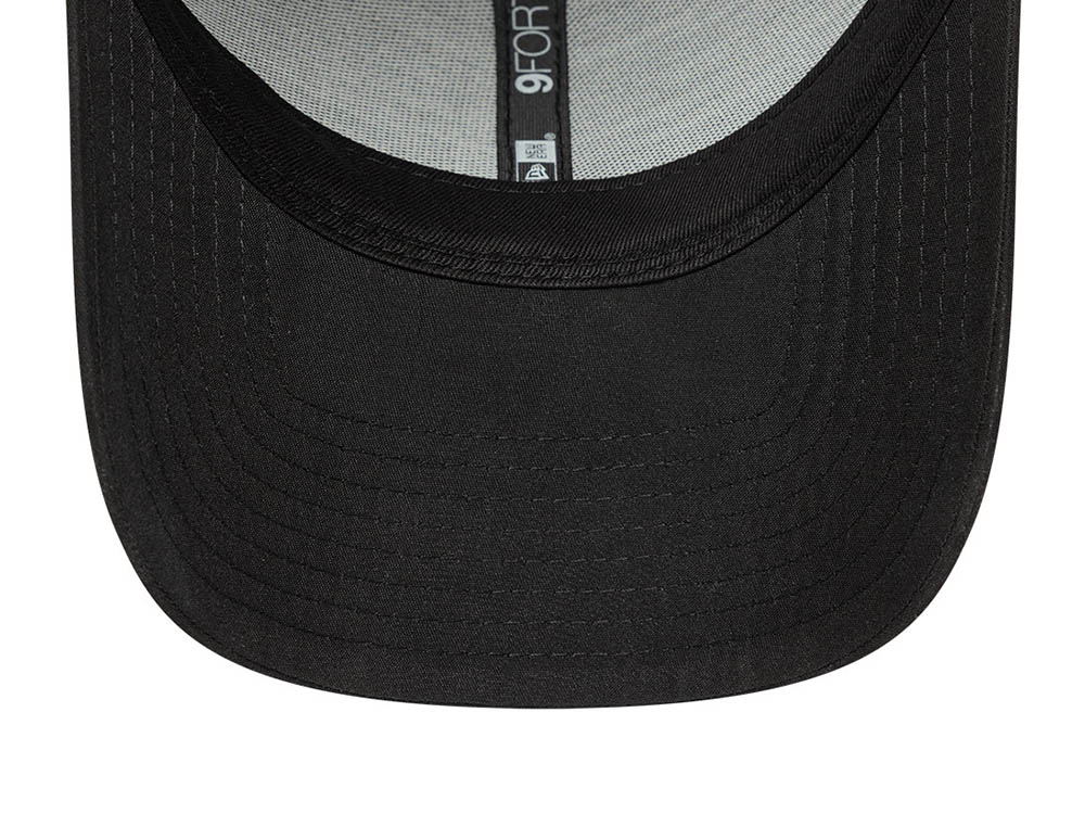 New Era New York Yankees Tonal Flawless Black 9Forty Strapback Cap