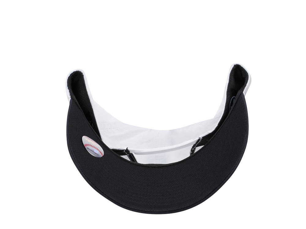 47Brand Pittsburgh Pirates White Brrr MVP Snapback Cap