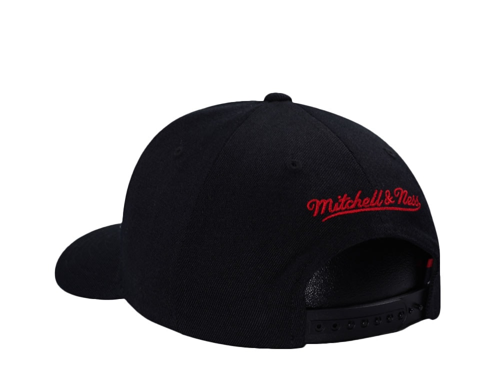 Mitchell & Ness Brooklyn Nets Classic Inferno Edition Snapback Cap