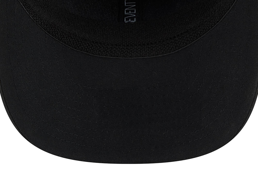 New Era San Francisco 49ers NFL Salute to Service 2026 Digi Camo Black 9Seventy Stretch Snapback Cap