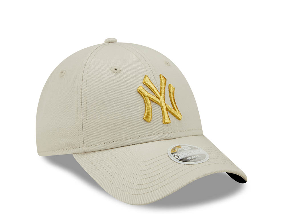 New Era New York Yankees Metallic Logo Womens 9Forty Strapback Cap