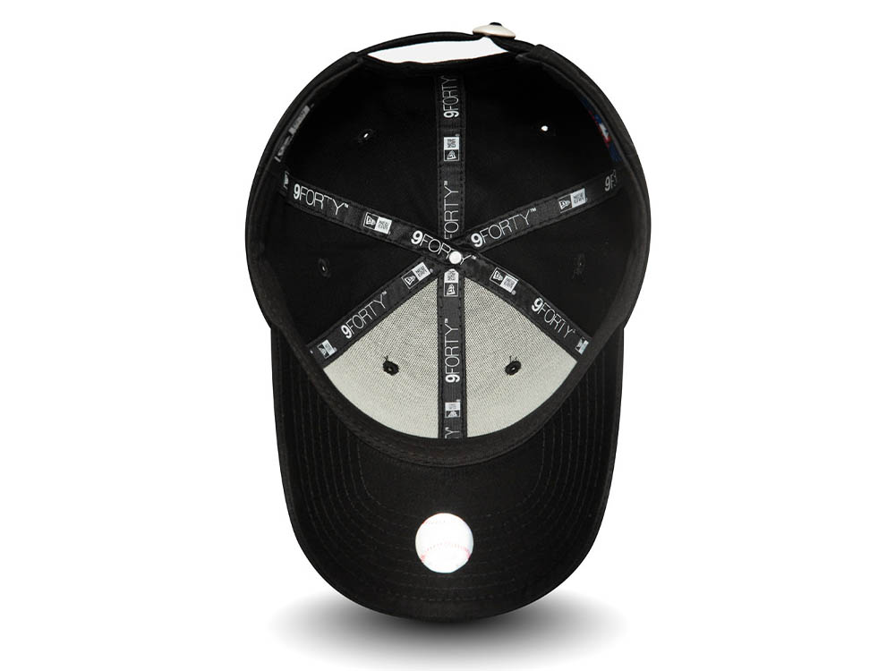 New Era New York Yankees Black Kids 9Forty Strapback Cap