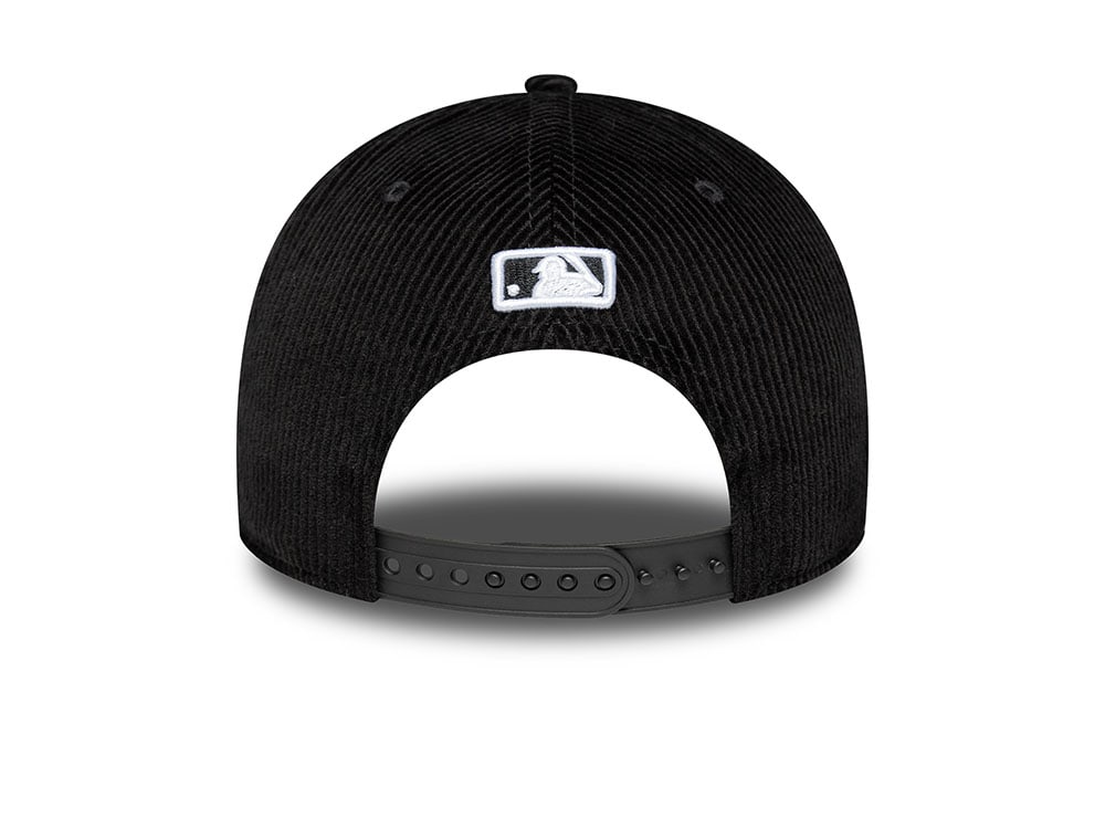 New Era New York Yankees Black Cord 9Forty M Crown Snapback Cap