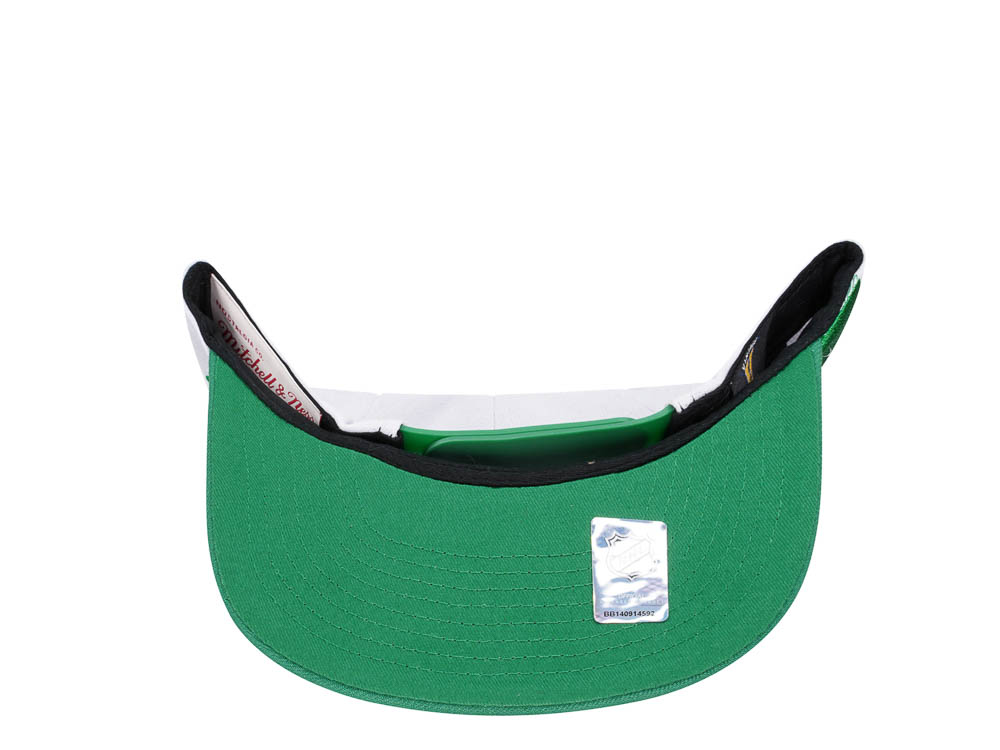 Mitchell & Ness Minnesota North Stars Vintage Sharktooth Snapback Cap
