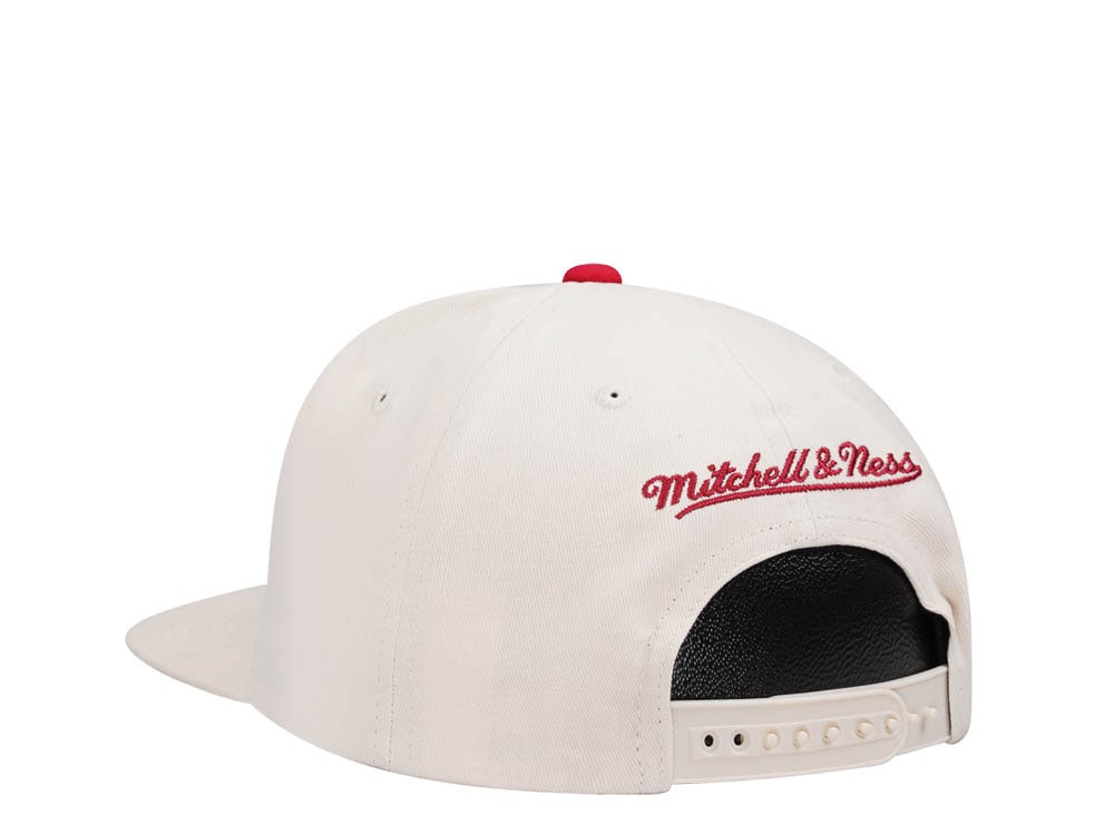 Mitchell & Ness Philadelphia 76ers Reframe Retro Off White Snapback Cap