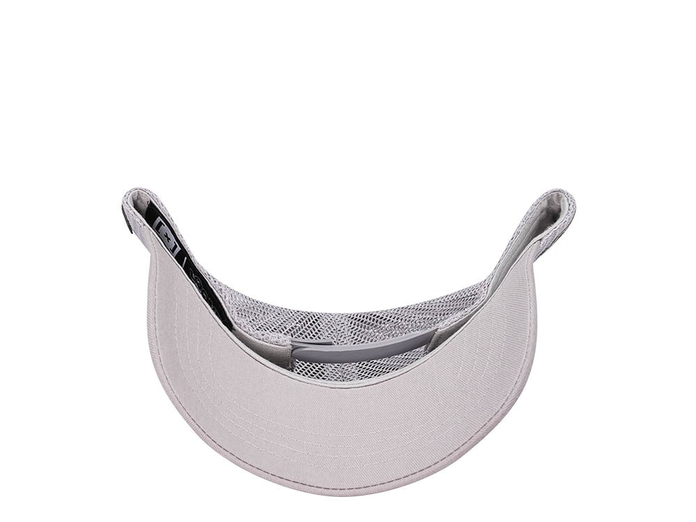 Capslab Looney Tunes Bugs Bunny Trucker Snapback Cap