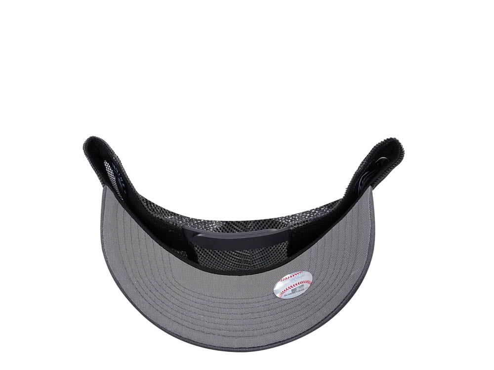 47Brand New York Yankees Charcoal Ballpark Mesh MVP Trucker Snapback Cap