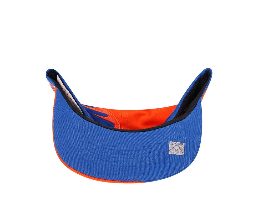 Mitchell & Ness New York Knicks NBA Spiral Deadstock Hardwood Classic Snapback Cap