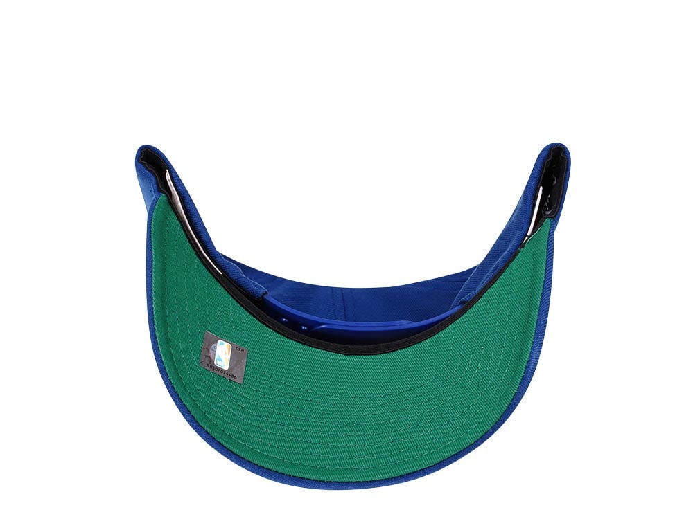 Mitchell & Ness Philadelphia 76ers Team Ground Red Line Solid Flex Blue Snapback Cap