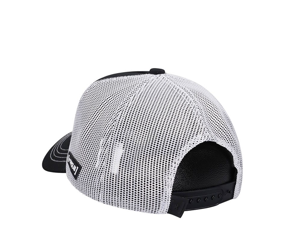 Capslab Peanuts Snoopy Black Grey Trucker Snapback Cap