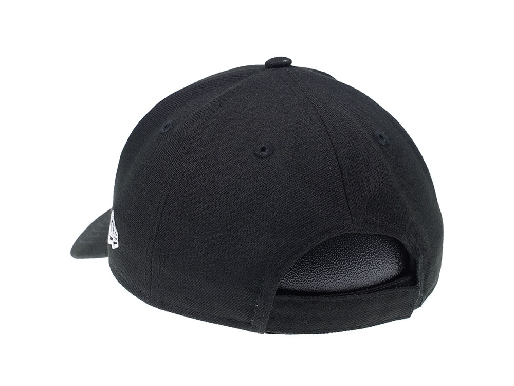 New Era Los Angeles Rams Curved Black Edition 9Forty Strapback Cap