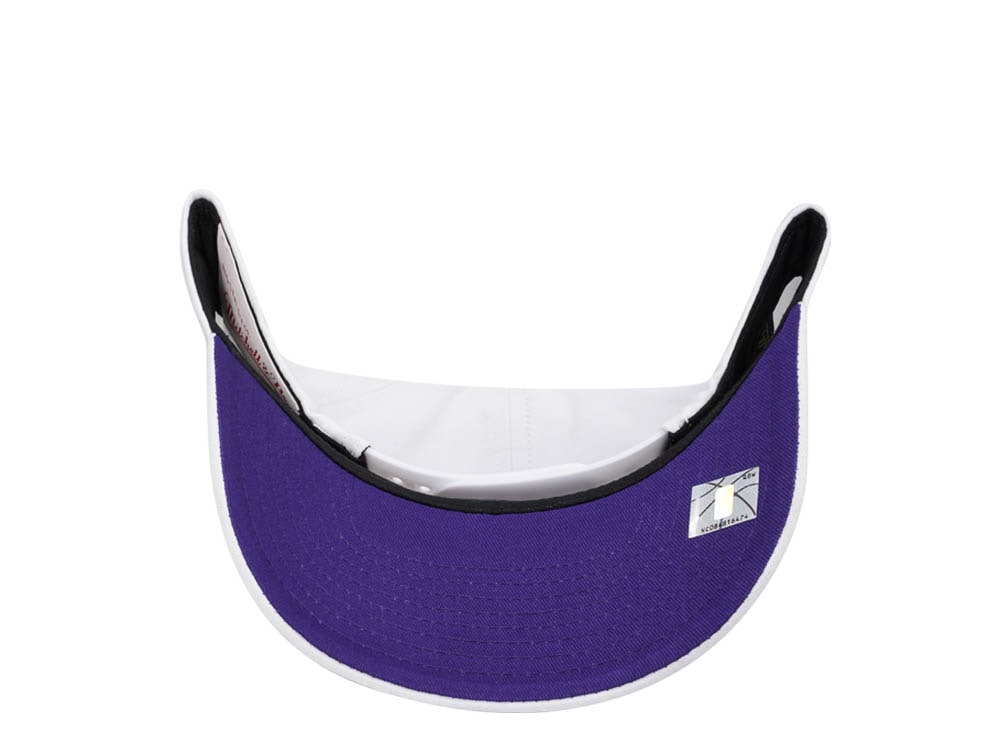 Mitchell & Ness Phoenix Suns All in Pro White Snapback Cap