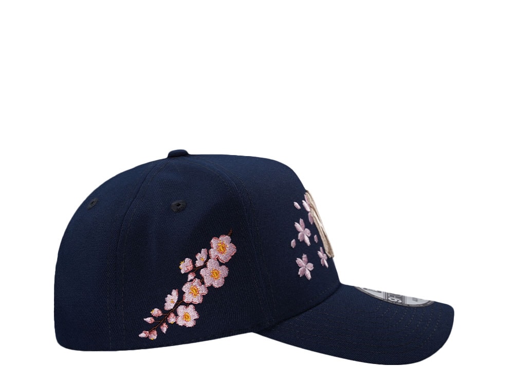 New Era New York Yankees Ocean Sakura Edition 9Forty A Frame Snapback Cap