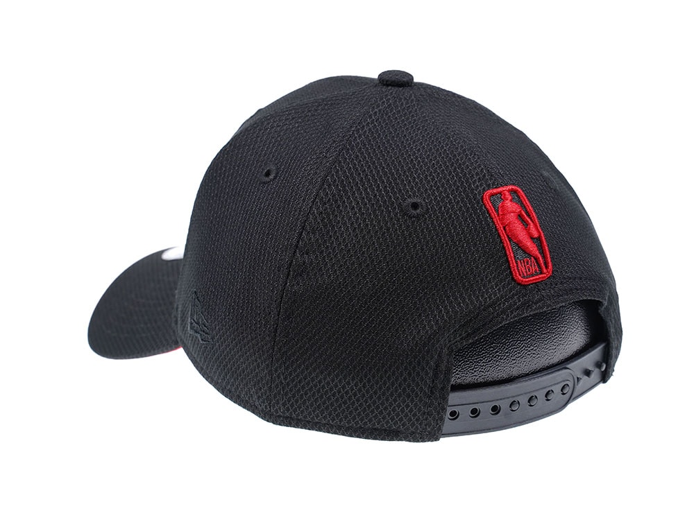 New Era Chicago Bulls Red Details 9Forty Snapback Cap