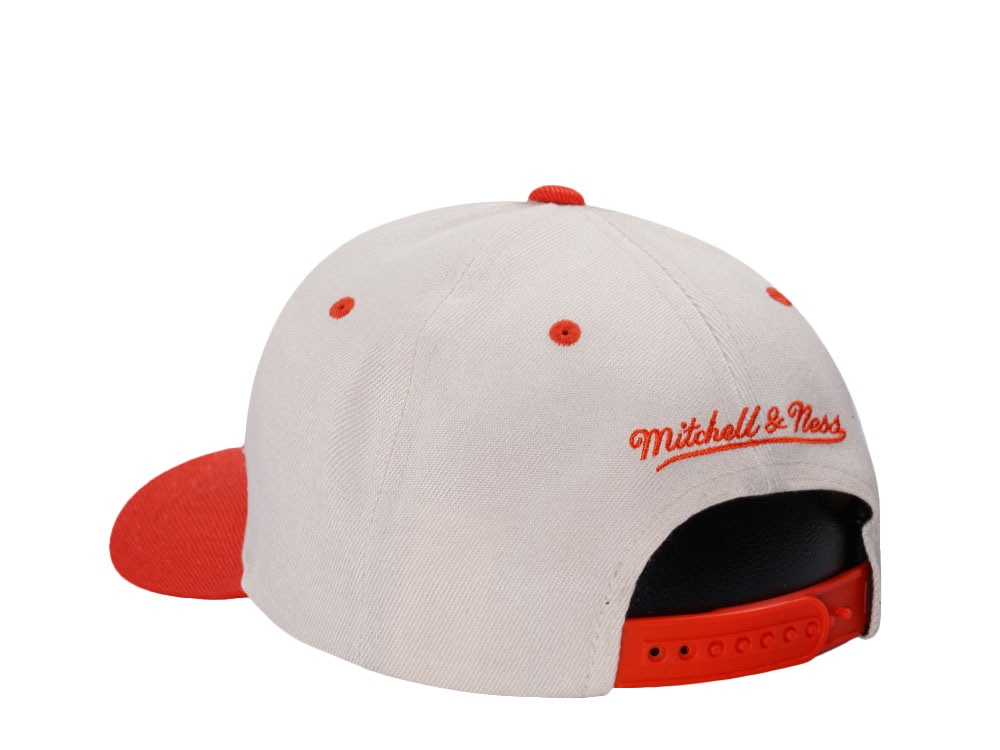 Mitchell & Ness Philadelphia Flyers Chrome Two Tone Pro Crown Fit Snapback Cap