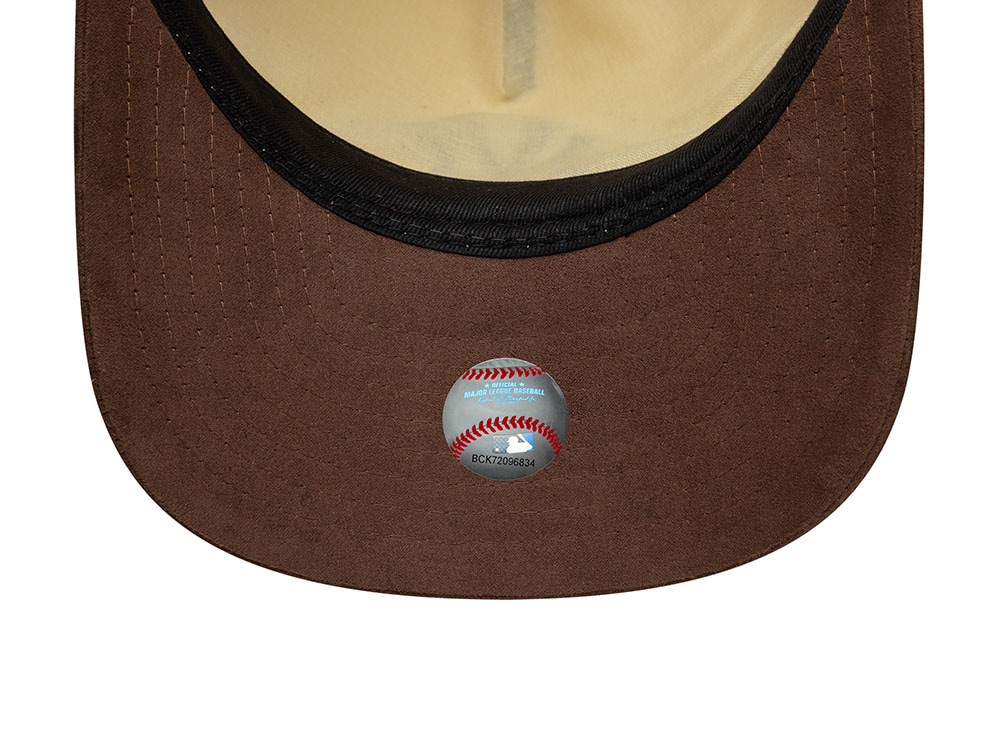 New Era New York Yankees Light Brown Suede Visor Edition 9Fifty A Frame Strapback Cap