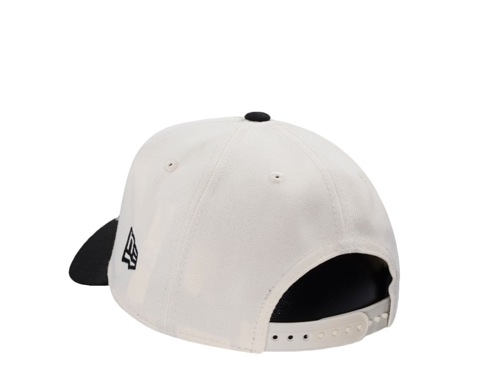New Era Tampa Bay Buccaneers Classic Chrome Two Tone Edition 9Forty A Frame Snapback Cap