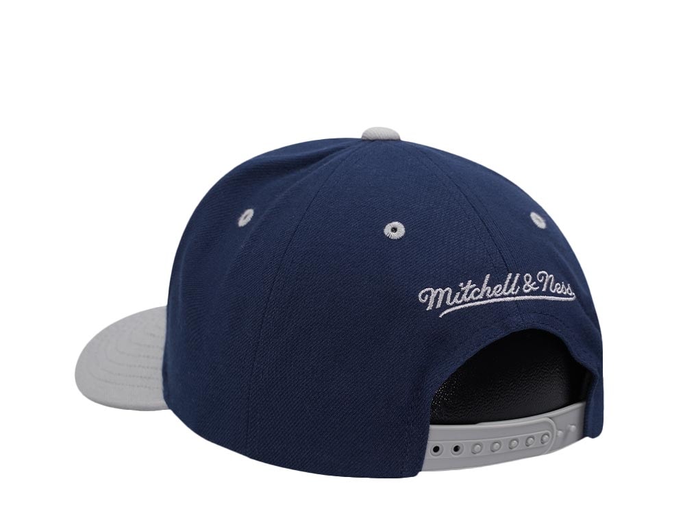 Mitchell & Ness Georgetown University Hoyas Pro Crown Fit Snapback Cap