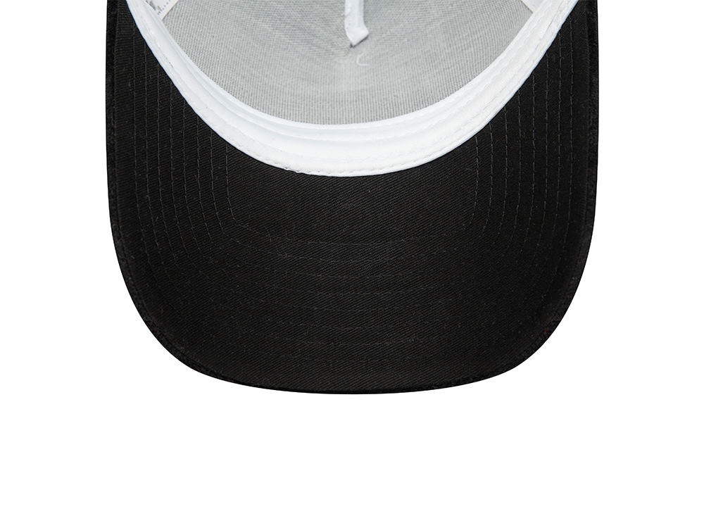New Era New York Yankees Velour Black Womens Trucker Snapback Cap